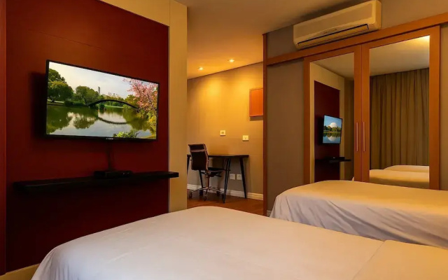 Elegance Suites Stella Vega