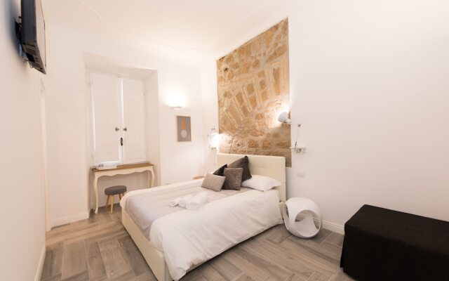 Отель Tirso Sessantotto Boutique Rooms вид на фасад