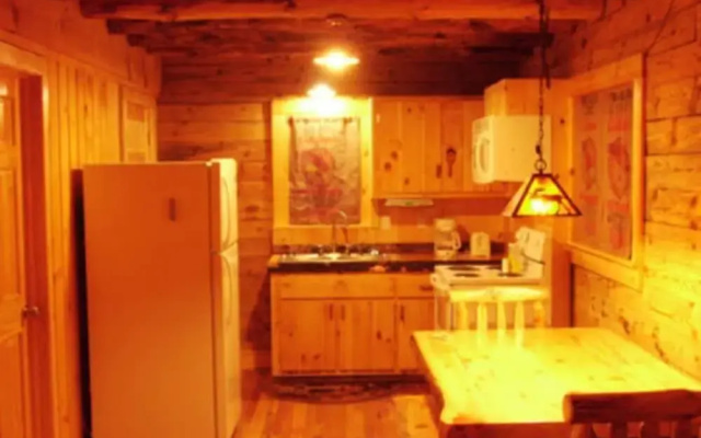 Diamond Lake Cabins
