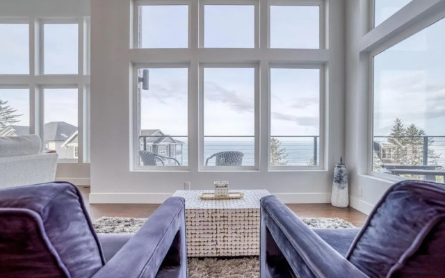 Neskowin South Beach Home