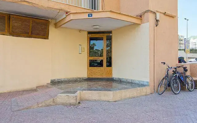 Apartment near the beach, with mountain views, in Calpe