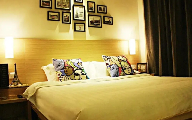 Chengdu Rongcheng Holiday Hotel