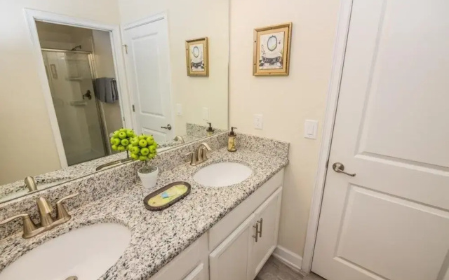 H2u - Little Mermaid - Sl3067 5 Bedroom Townhouse