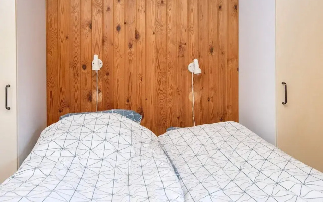 10 Person Holiday Home in Harboore
