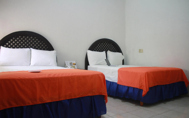 Nautico Inn