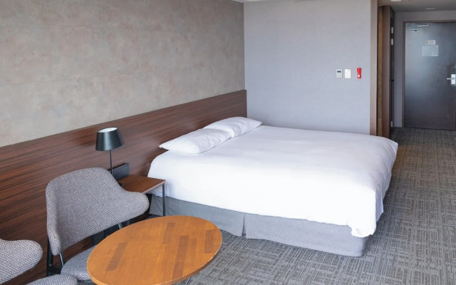 HotelWithCity
