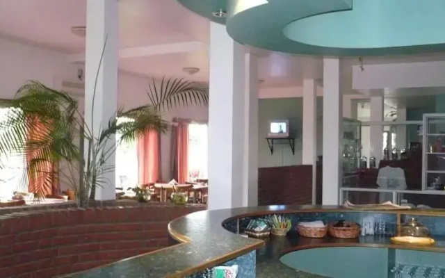 Hotel Punta León