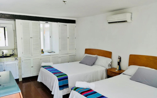 Mango Rooms