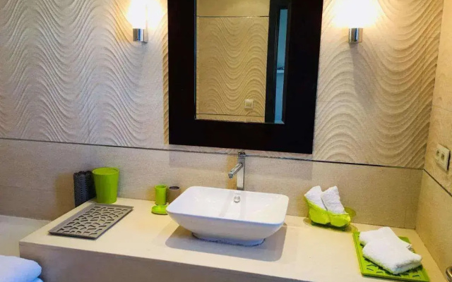 Well located apartment in Casablanca- 12 MO internet- Netflix