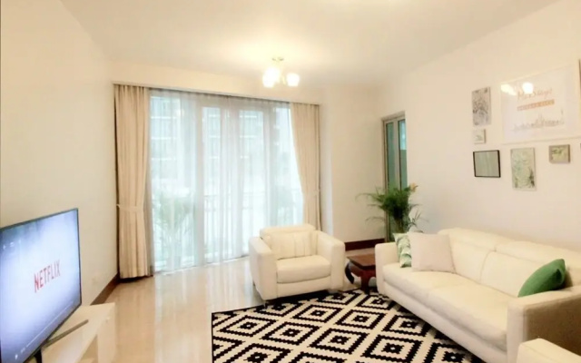 MaxStays - Max Style @ Kirana Residence