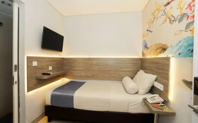 Front One Budget Hotel Slamet Riyadi Solo