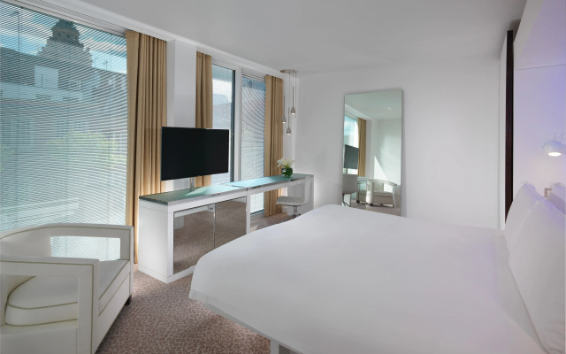 St Martins Lane London, a Morgans Originals hotel
