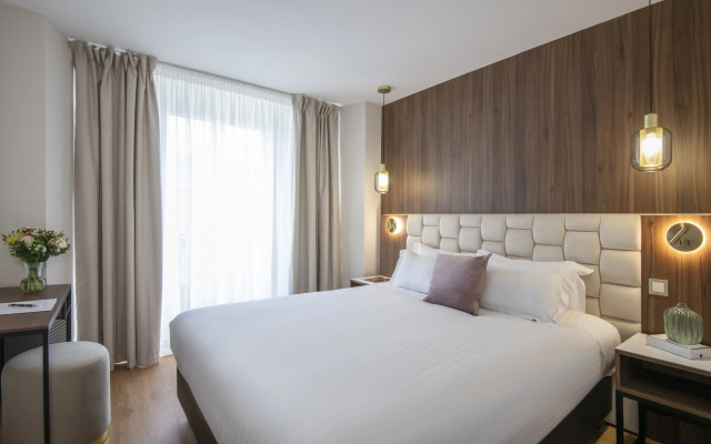 Le Cetai Cannes Beach Hotel