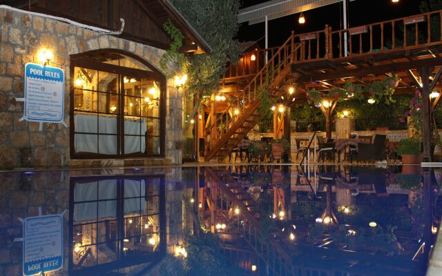 Melrose House Hotel Турция, Памуккале - 1 отзыв об отеле, цены и фото номеров - забронировать отель Melrose House Hotel онлайн вид на фасад