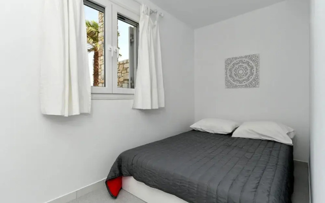 Anemolia Apartments With Pool