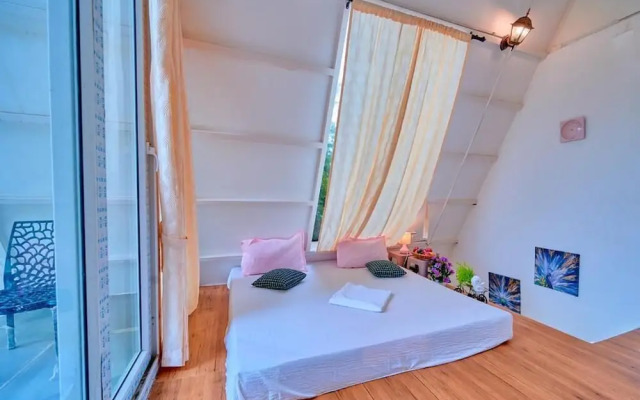 Cucuu Nest Conoor by VOYE HOMES