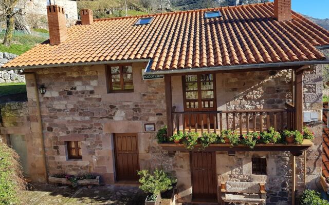 Отель Casa Rural Pocotrigo вид на фасад