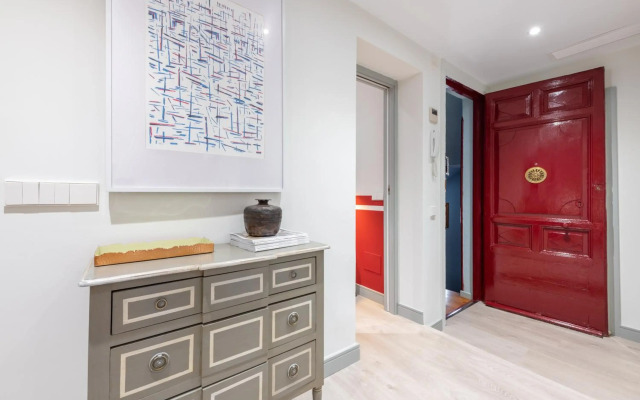 Sophisticated brand new flat