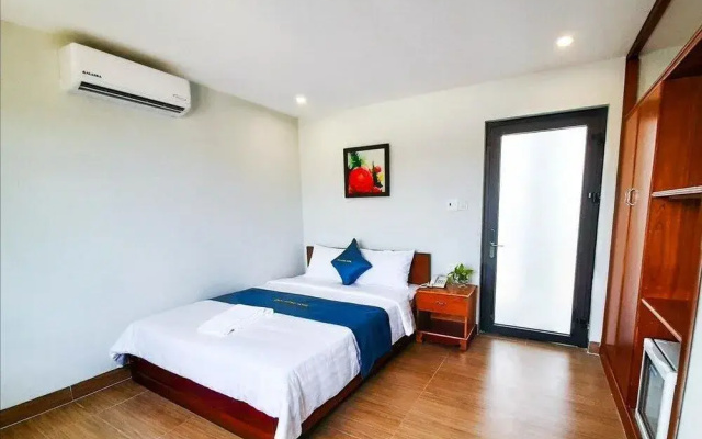 Dinh Huong Hotel