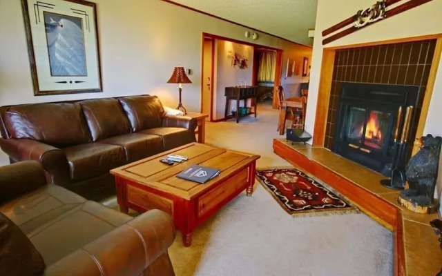 Pines 2136