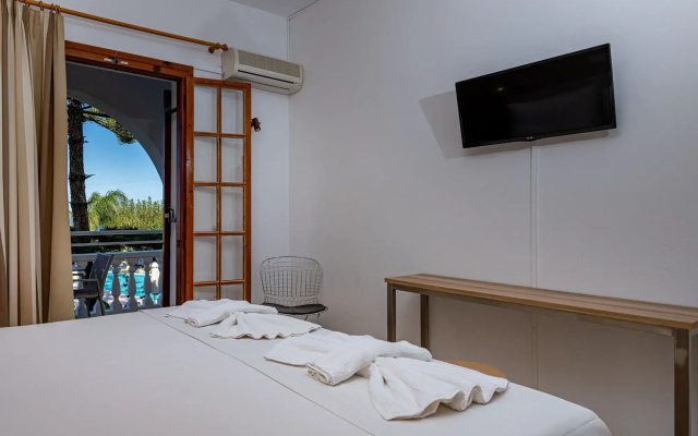 Ionian Aura Apartments