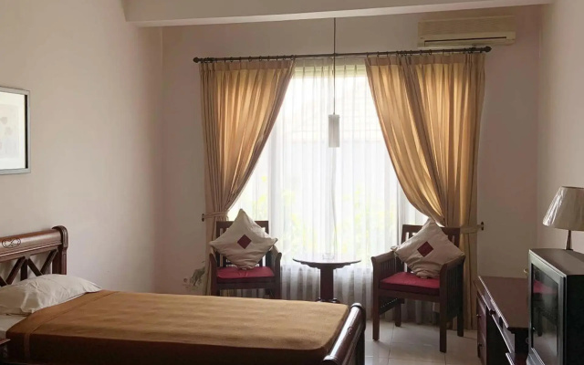 Nirwana Hotel Suites