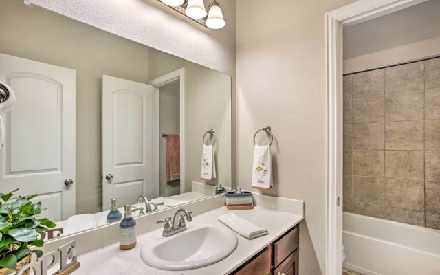 Private Yard & Grill: Greenville Vacation Rental