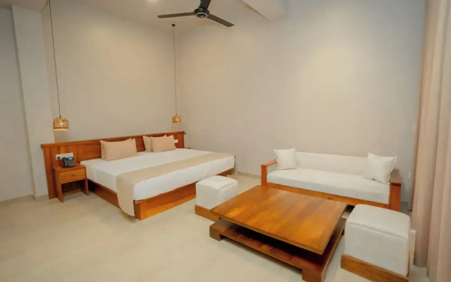 Emerald Resort Hikkaduwa