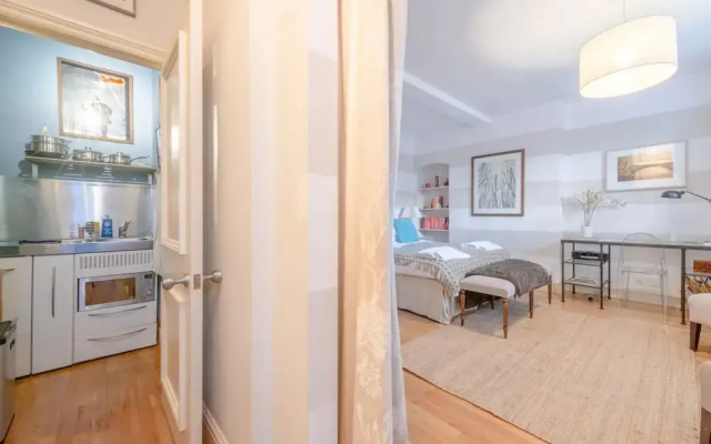 Quaint and Central Studio Flat - Chelsea