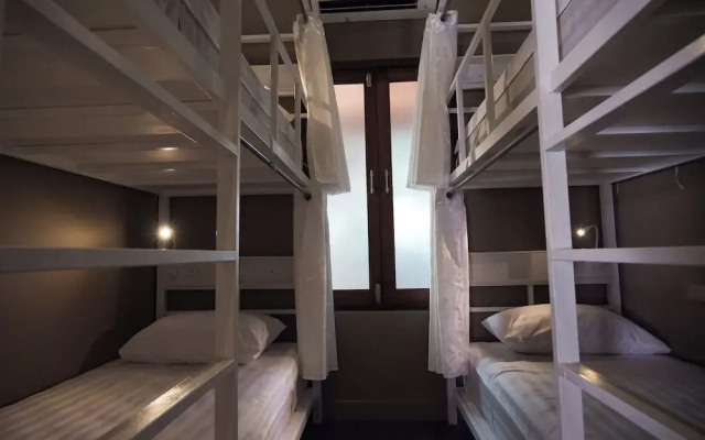 C Lanta Hostel - Adults Only