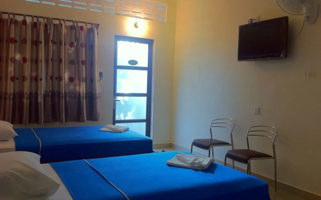 Sakal Guesthouse Restaurant & Bar