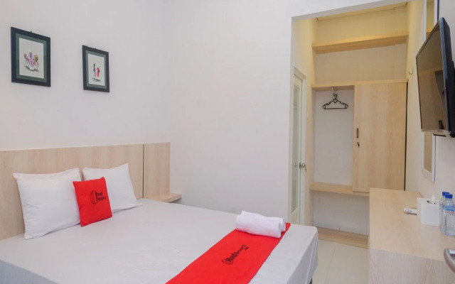 RedDoorz Syariah @ Tlogosari Semarang