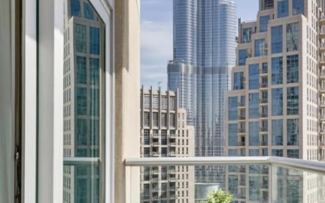 Modern Apartment Great View of Burj Khalifa!
