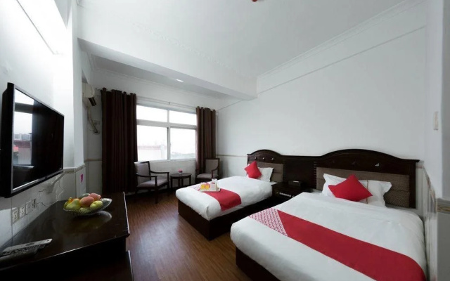 OYO 8009 Pengxin Hotel
