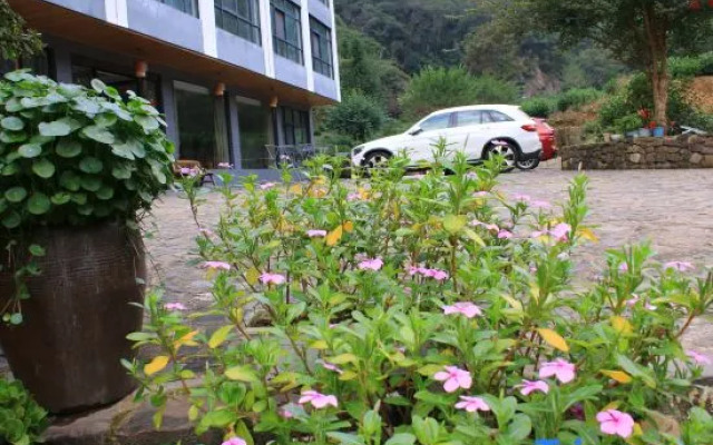 Shuimo Tingxi Liulinwan Homestay