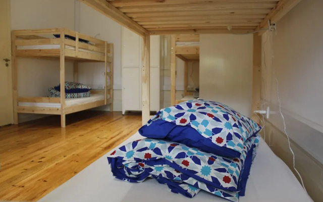 O2 Hostel