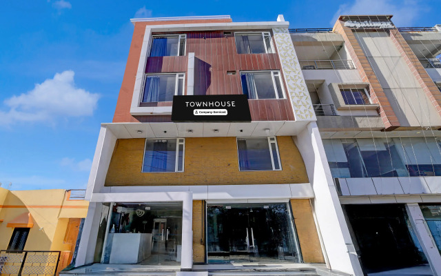 Townhouse Mahamrityunjay Dwar Ujjain