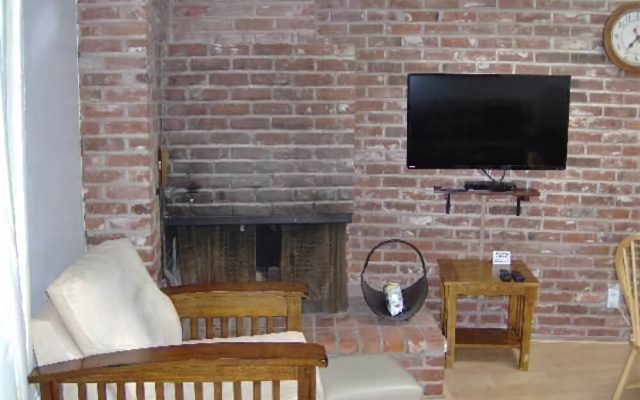 Surfside S210 One Bedroom