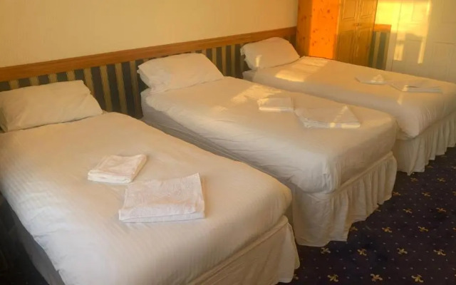 Canasta Hotel