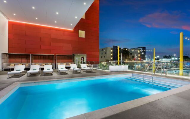 Courtyard by Marriott Santa Monica 2