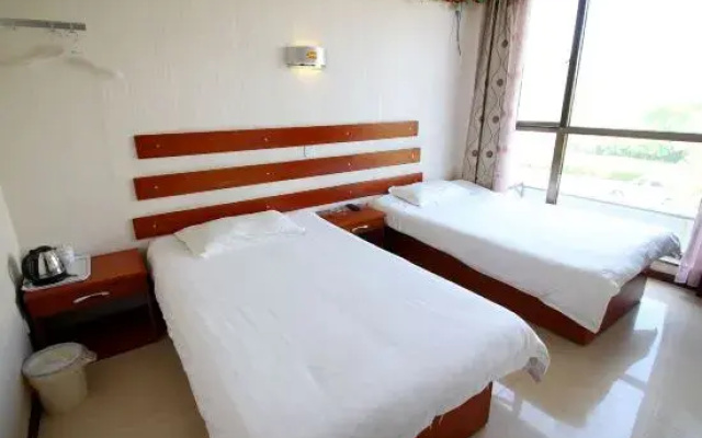 Longkou Junyue Hotel