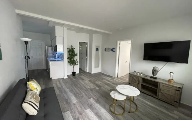 Douglas Rd Apartments