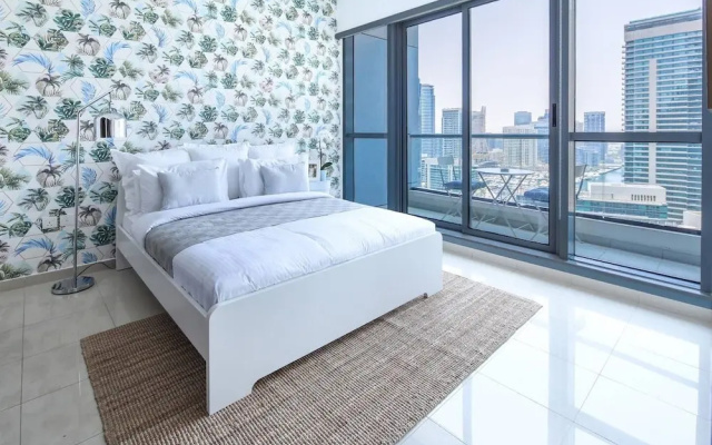 Marina Views! Beautiful 1BR in Dubai Marina