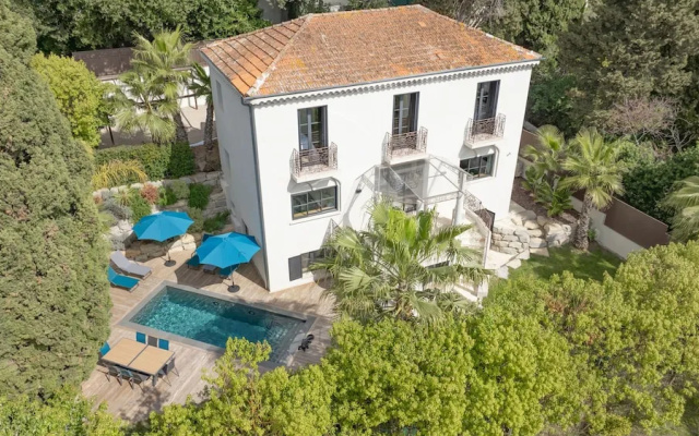 007 Villa Deva in Cannes