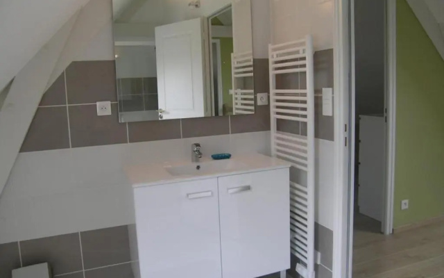 Gîte Cindré, 3 pièces, 4 personnes - FR-1-489-149