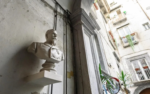 Via San Giovanni in Porta 34