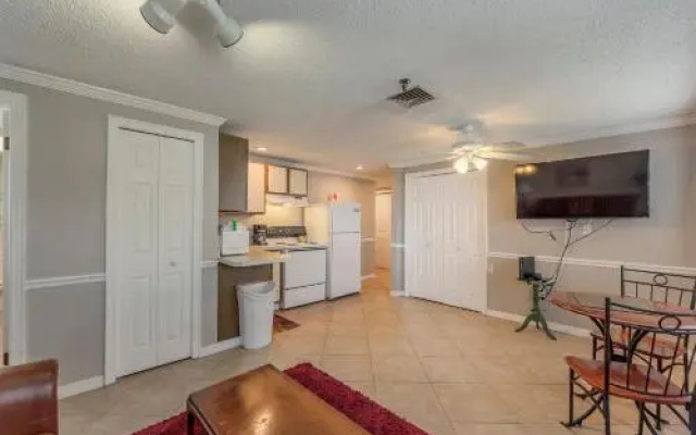 200 Beach Place Condos