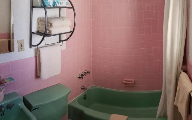 Caribbean Motel