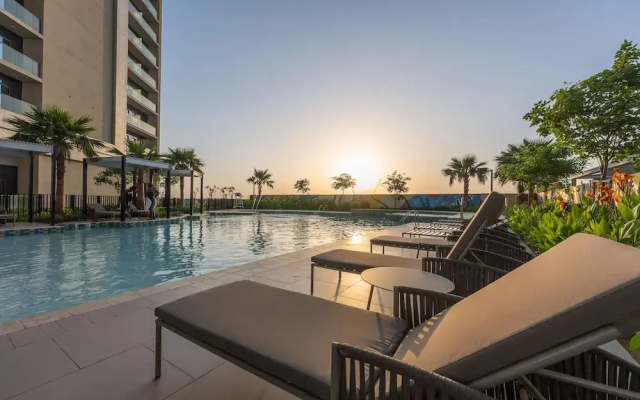Stunning 2BR With Amazing Views in Business Bay