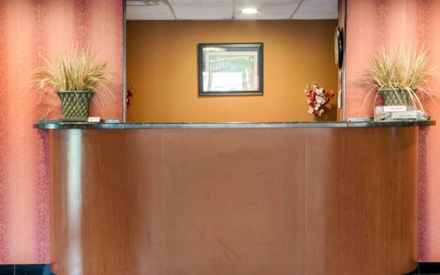 Quality Inn Broken Arrow - Tulsa